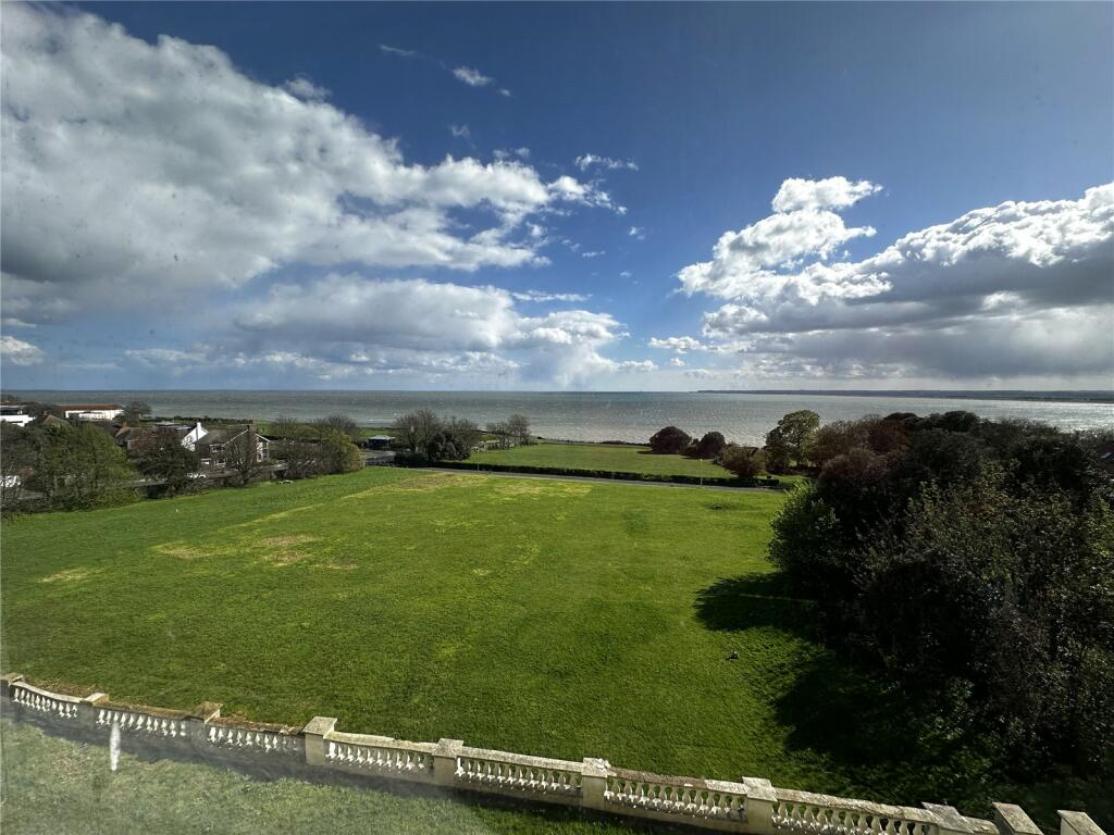 5 bedroom penthouse for rent in Westcliff Terrace Mansions, Pegwell Road, Ramsgate, Kent, CT11