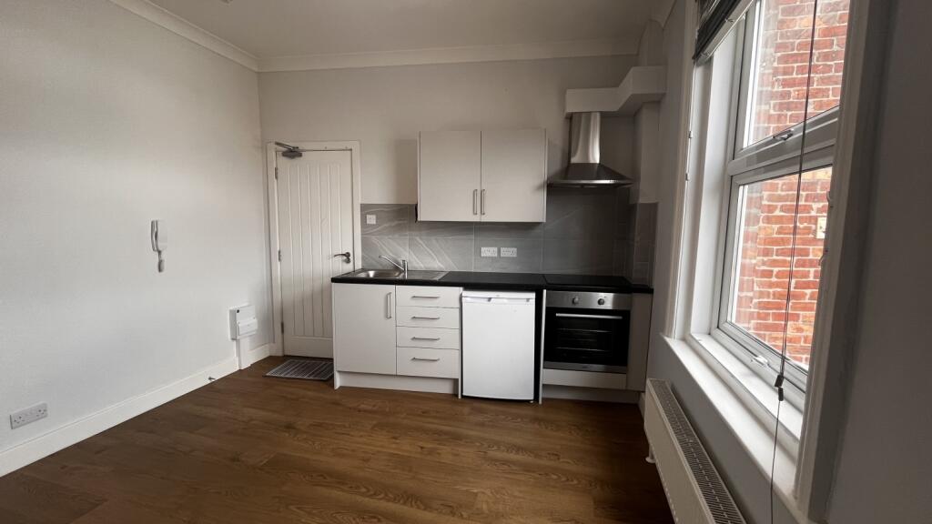 Main image of property: 13 Tregonwell Road, Bournemouth, Dorset, BH2