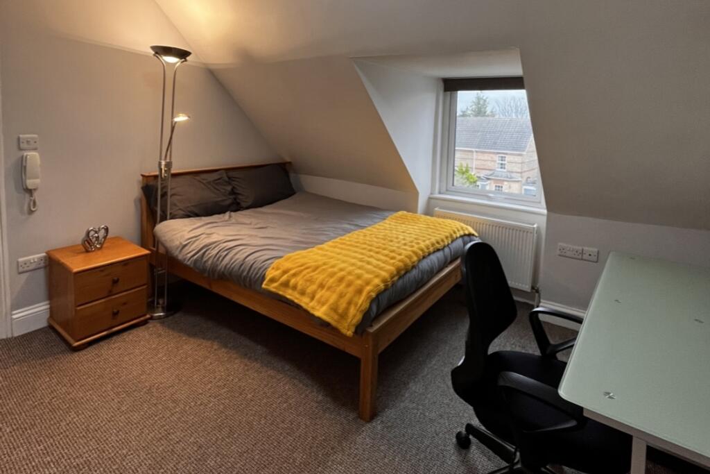 Main image of property: Ashley Road, Poole, BH14 0AD