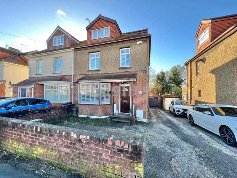 4 bedroom semidetached house for sale in Upshire Road, Waltham abbey