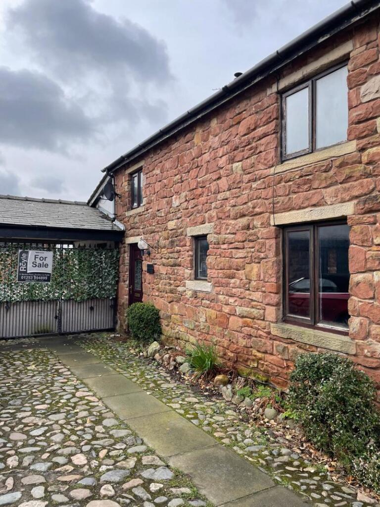 4 bedroom terraced house for sale in 'Meadow View Barn, 195, Mains Lane, PoultonleFylde, Lancs