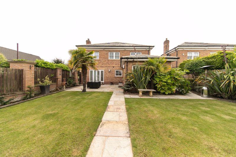 5 bedroom detached house for sale in No. 221, Hardhorn Road, Poultonle