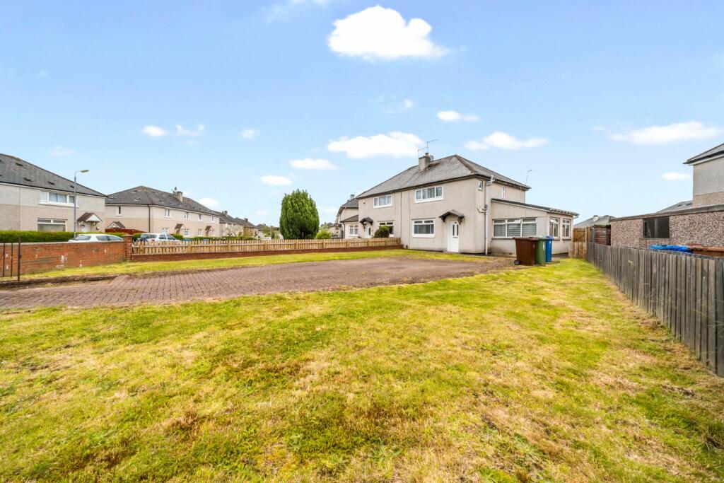 4 bedroom semidetached house for sale in Glenturret Street, Sandyhills