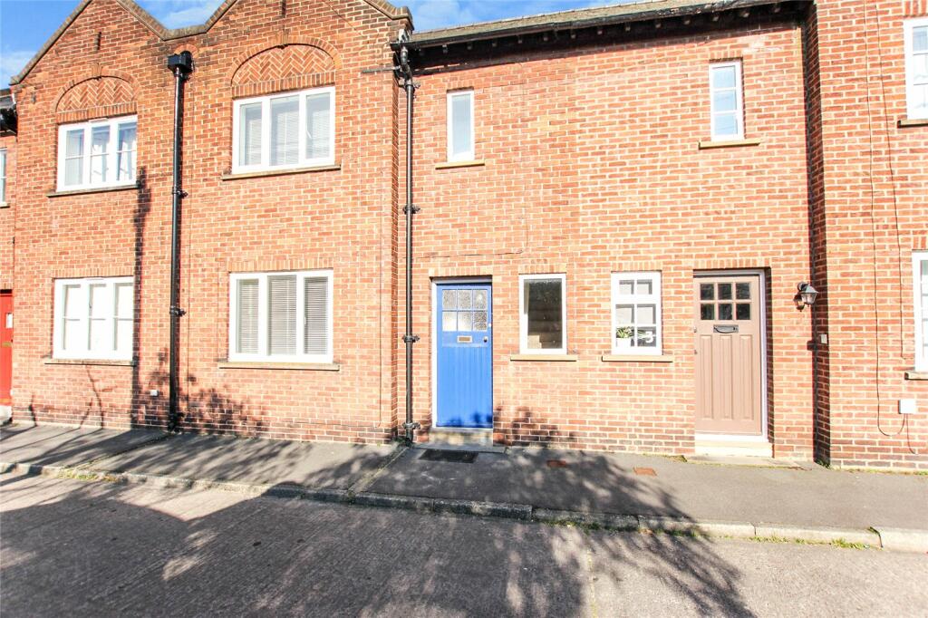 Main image of property: Ebury Place, Handbridge, Chester, Cheshire, CH4