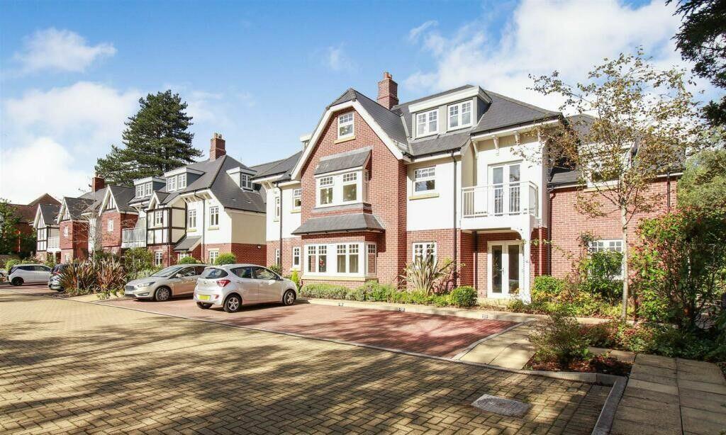 2 bedroom apartment for sale in Apartment 22 Brueton Place, Blossomfield Road, Solihull, B91
