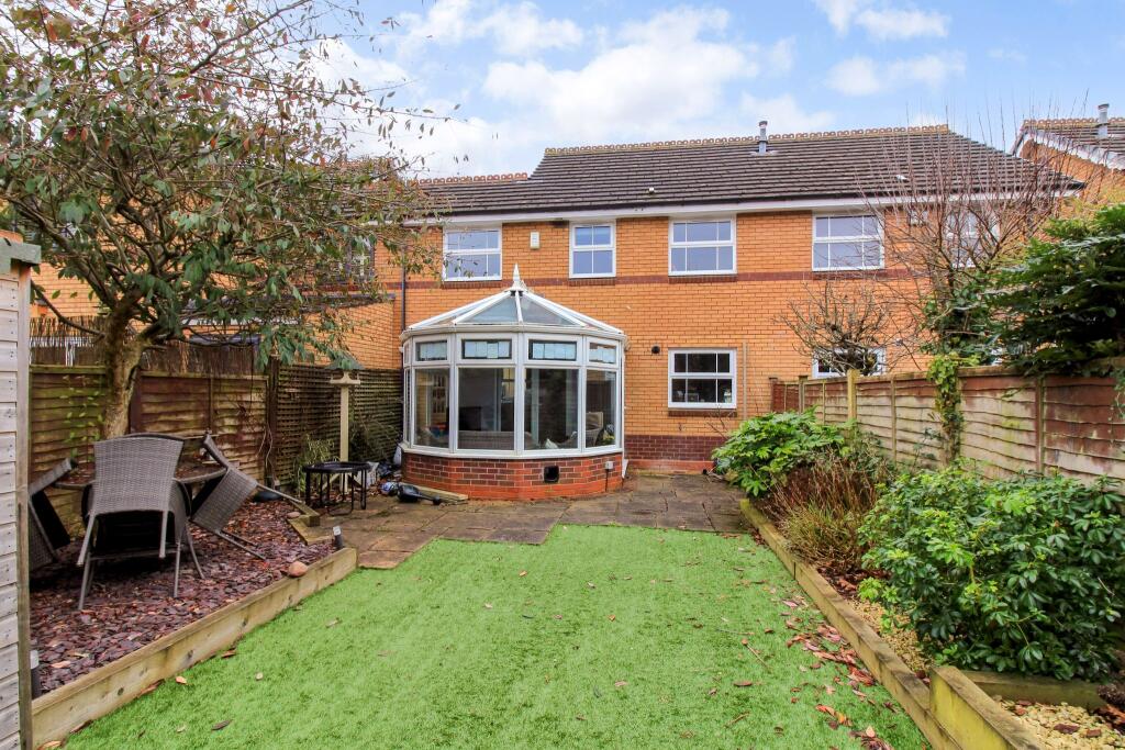 Additional property image - Kilsby Grove, Hillfield, Solihull, B91