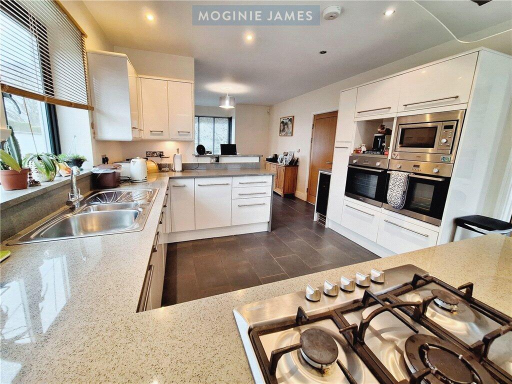 Additional property image - Wellfield Road, Marshfield, Cardiff
