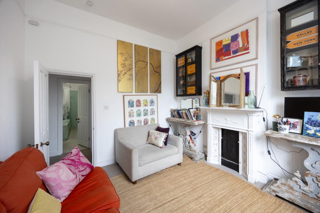Main image of property: Churton Street, Pimlico, London SW1V 2LP