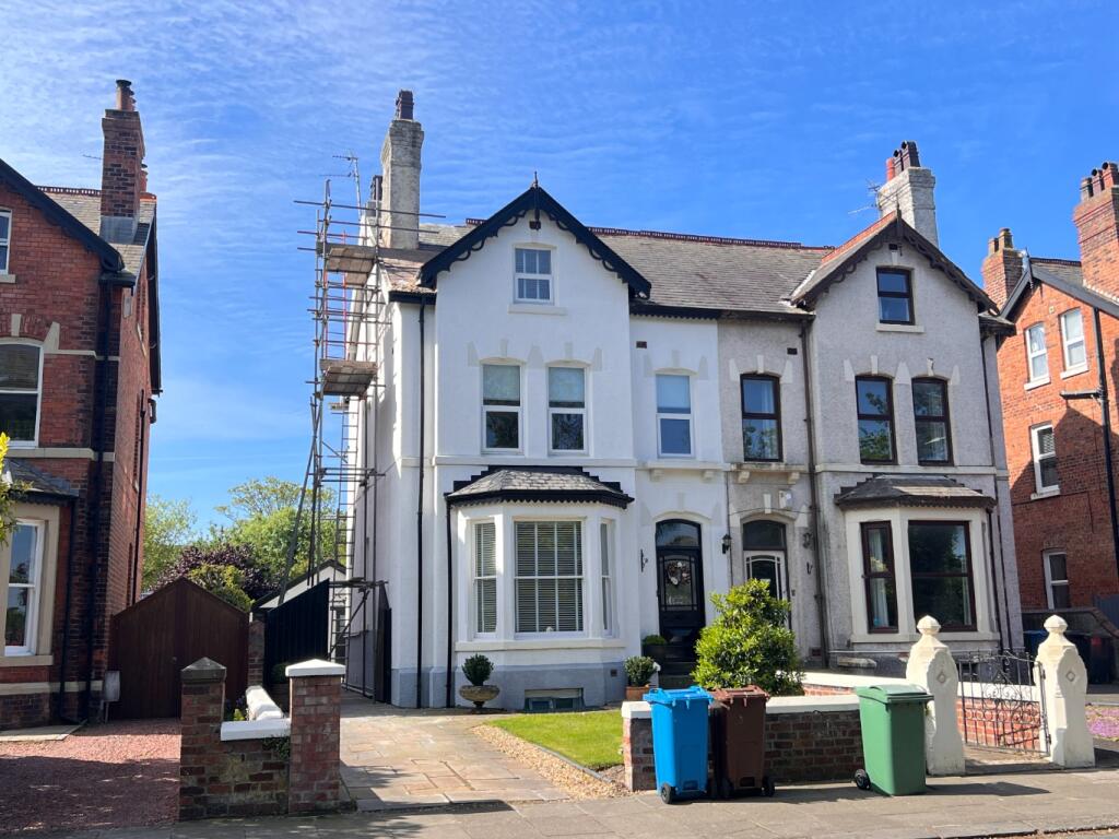 Main image of property: 13A Cambridge Road 