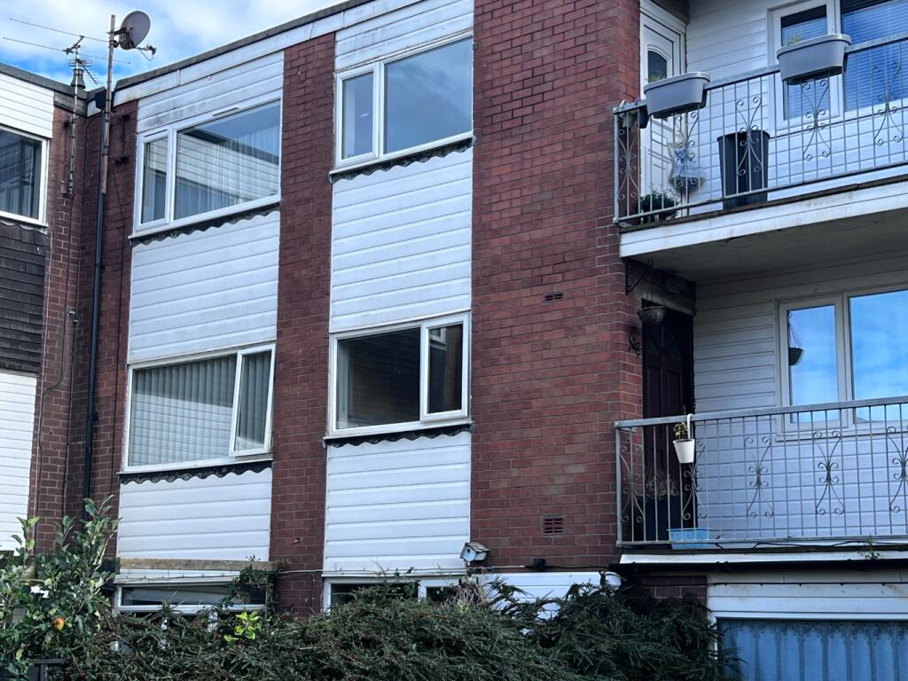 Main image of property: 16 Bridge Court