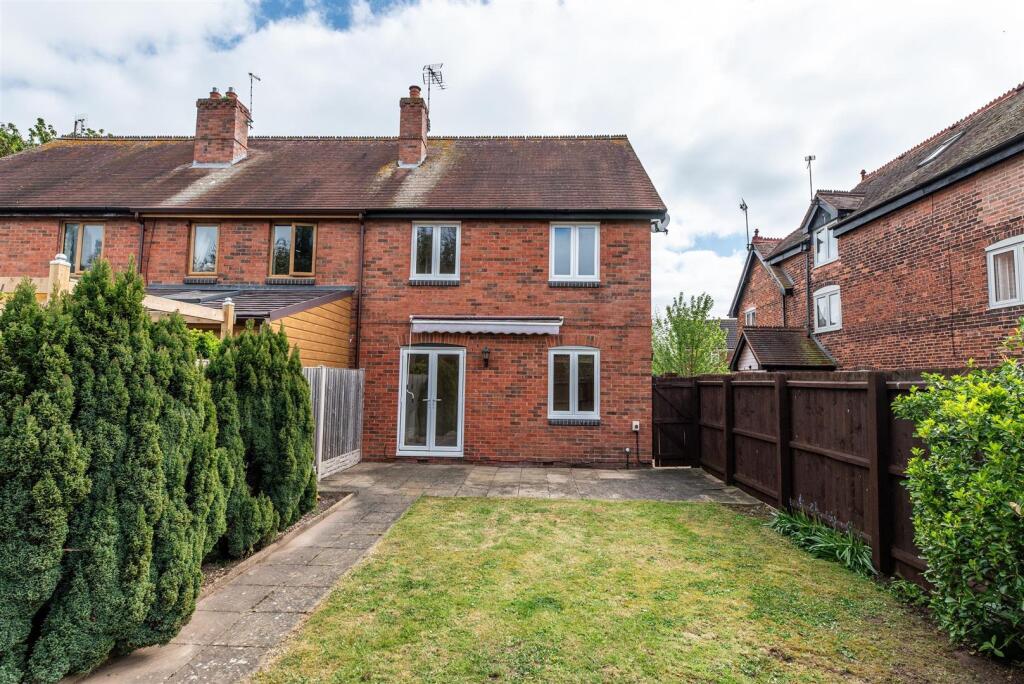 Main image of property: Main Street, Hemington