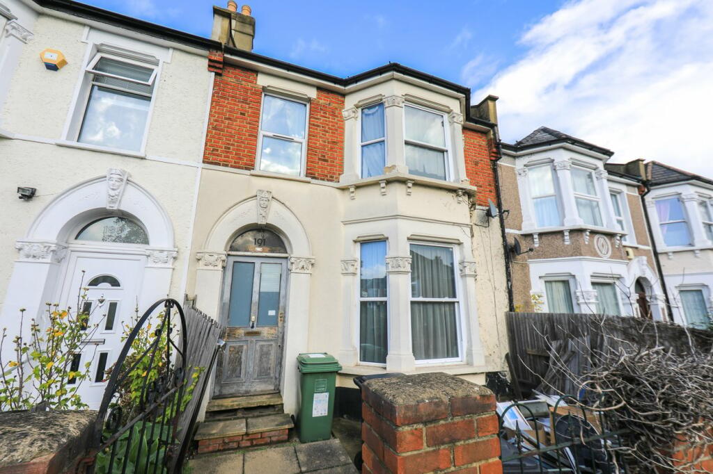 3 bedroom terraced house for sale in Sandhurst Road, Catford, London, SE6