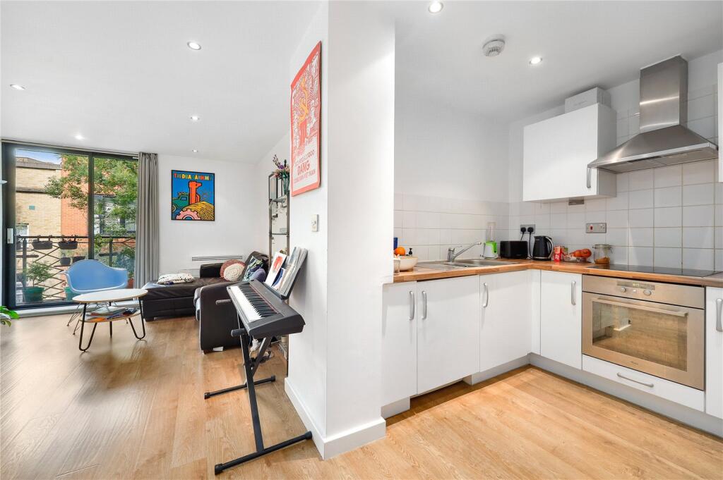 Main image of property: Greatorex Street,, E1