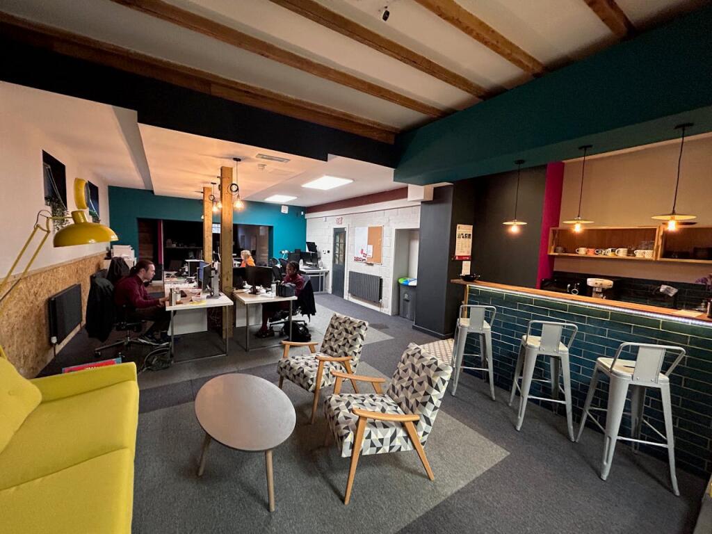 Main image of property: Spa Lane Studio, Spa Lane, Harrogate, HG2 7JF