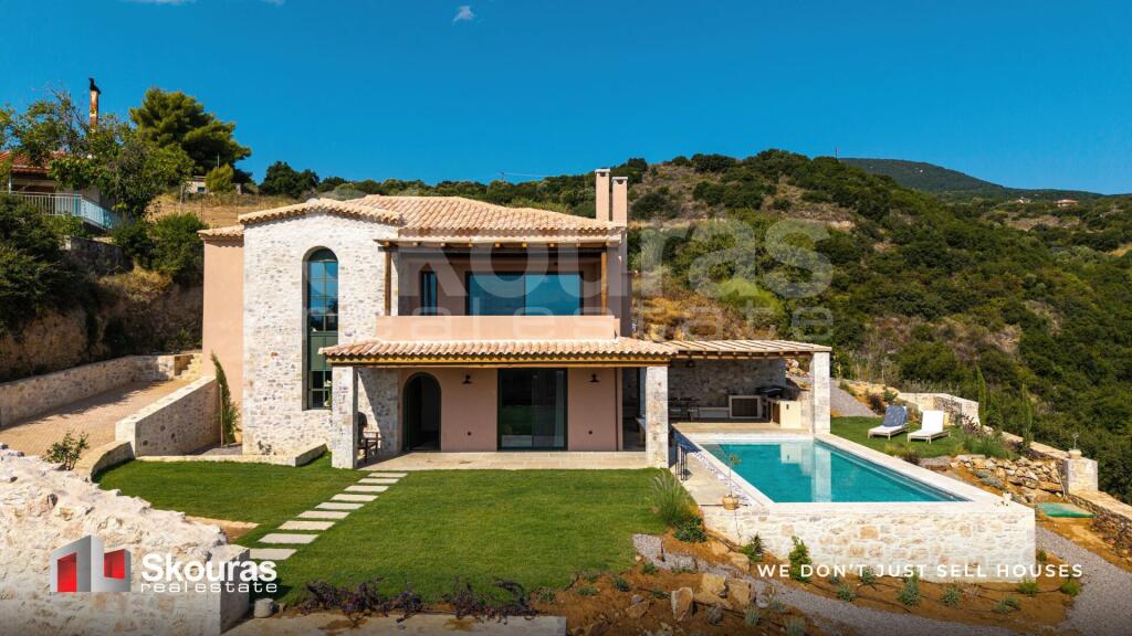 Main image of property: Peloponnese, Messinia, Petalidi