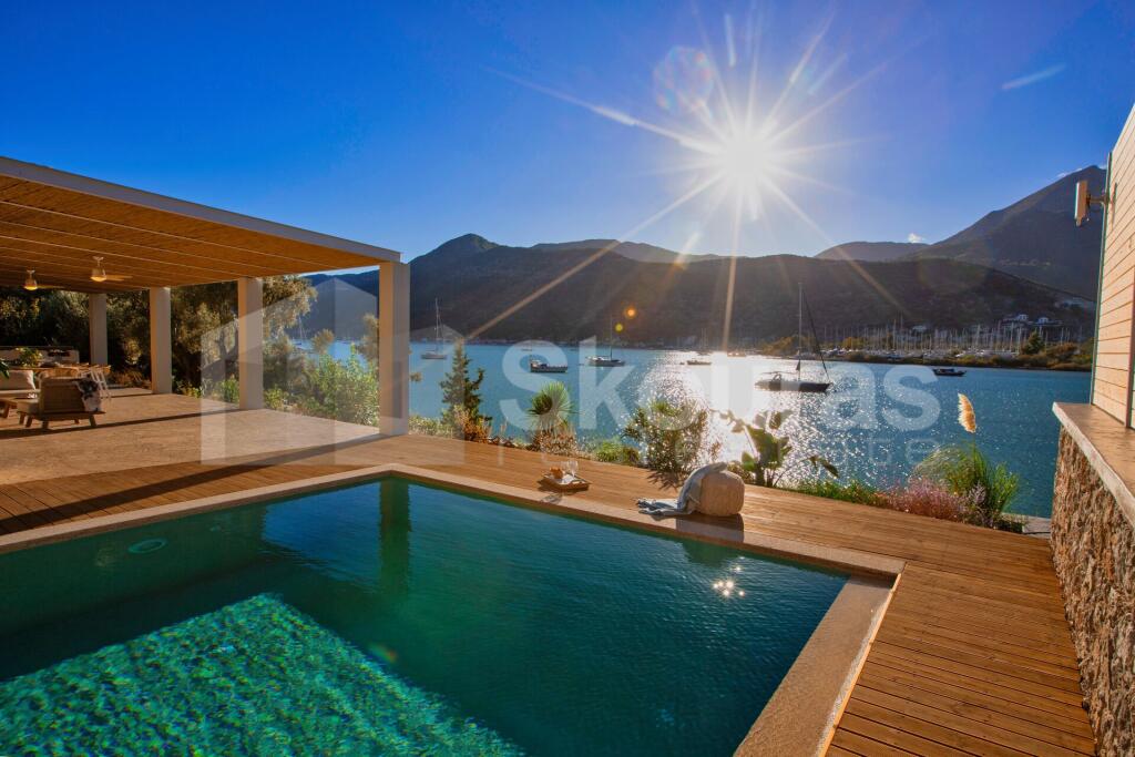Main image of property: Ionian Islands, Lefkada, Lefkada