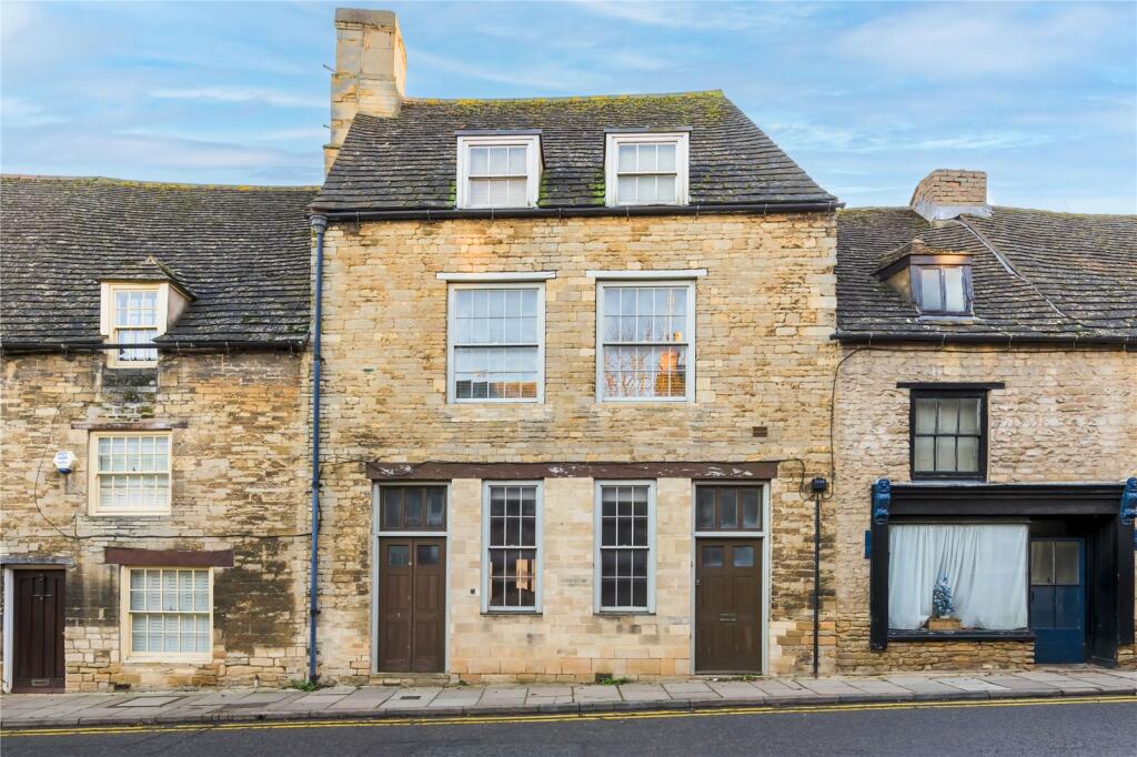 3 bedroom house for sale in North Street, Oundle, Northamptonshire, PE8