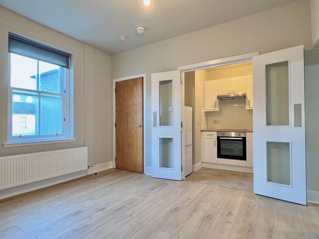 Main image of property: Patriothall, Stockbridge, Edinburgh, EH3