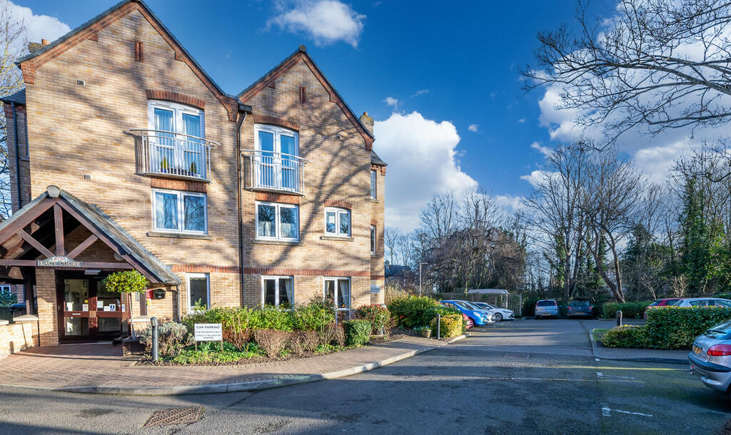 1 bedroom flat for sale in Lacy Court, Risbygate Street, Bury St. Edmunds, IP33
