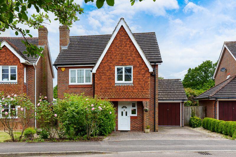 3 bedroom detached house for sale in Nursery Close, Hurstpierpoint, BN6