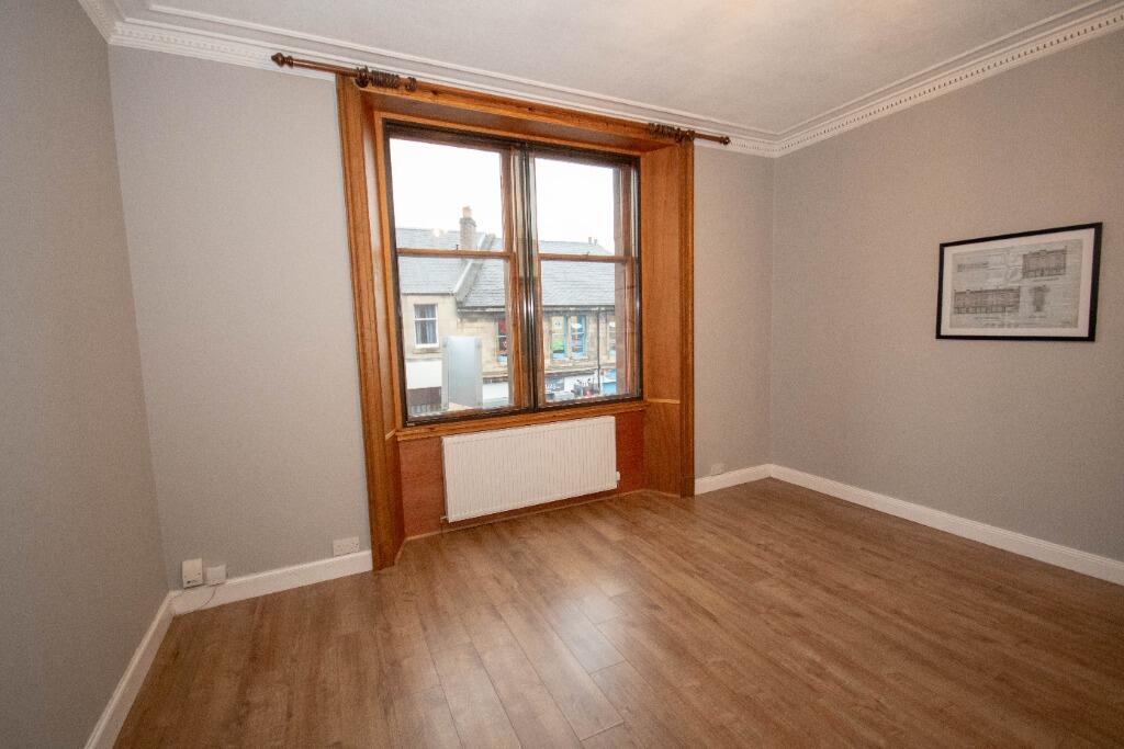 Flat to rent on Dunnikier Road, Kirkcaldy, KY1