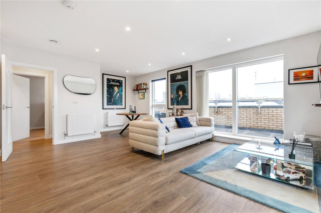 Main image of property: Chatfield Road, London, SW11