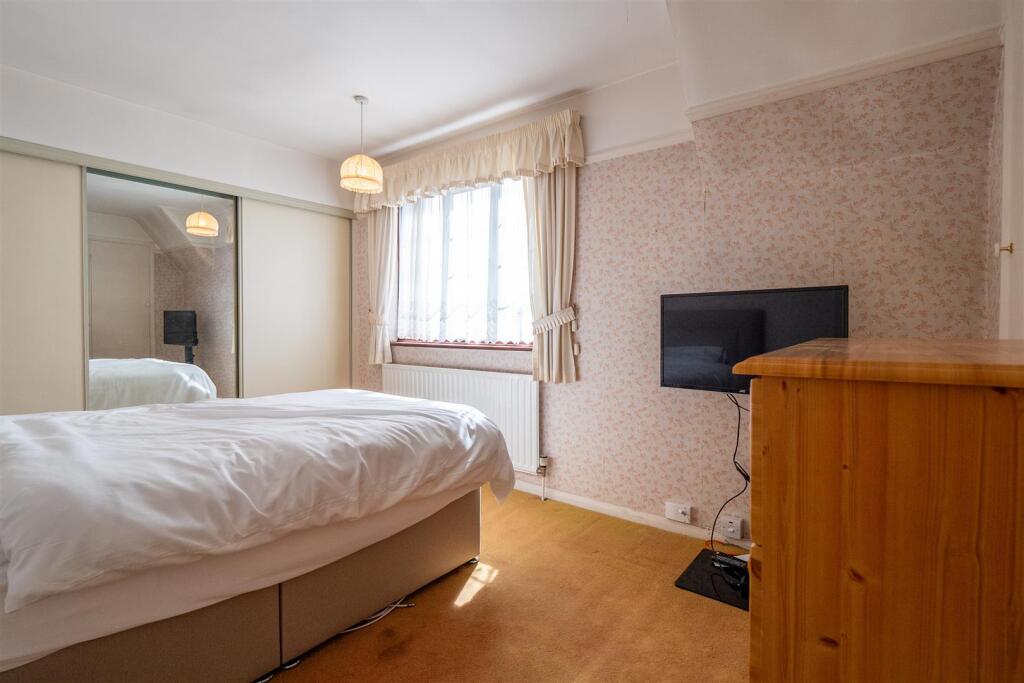 Additional property image - Bristol Road, Gravesend