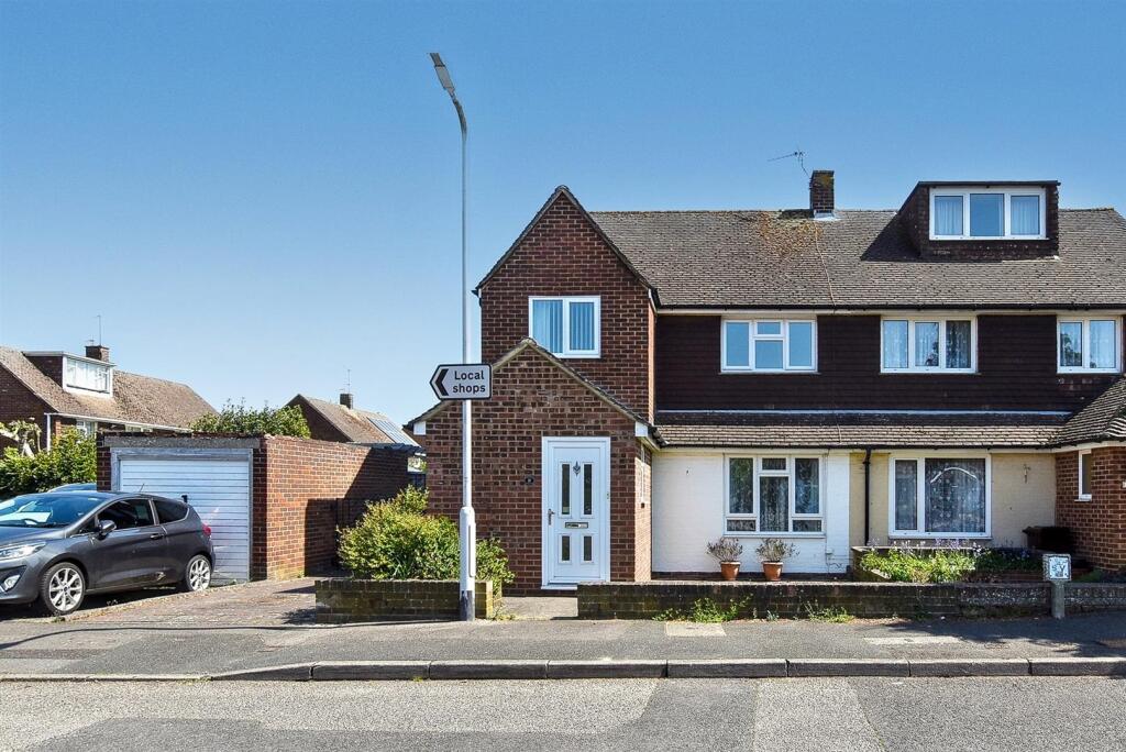 Main image of property: The Oaks, Aylesford