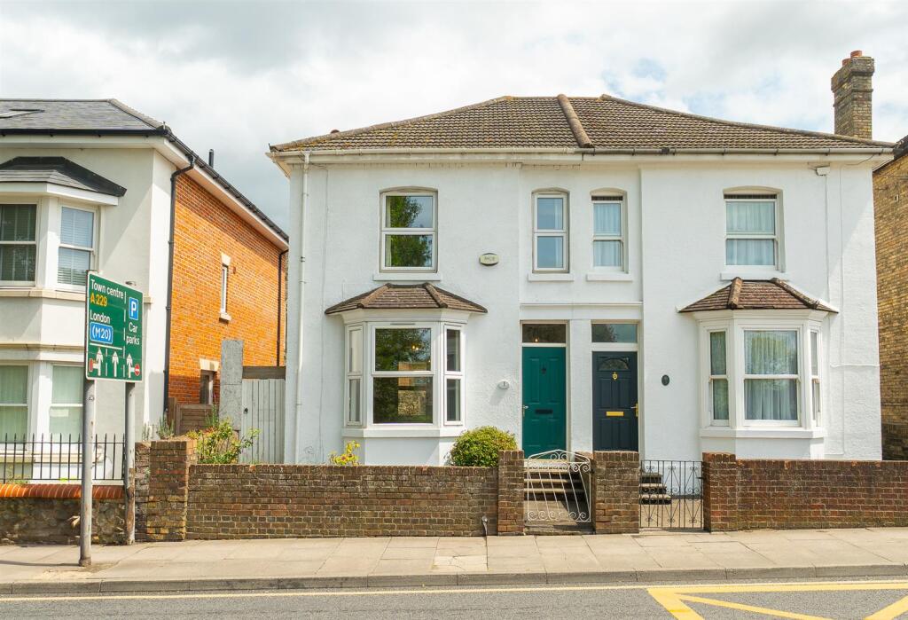 Main image of property: College Road, Maidstone