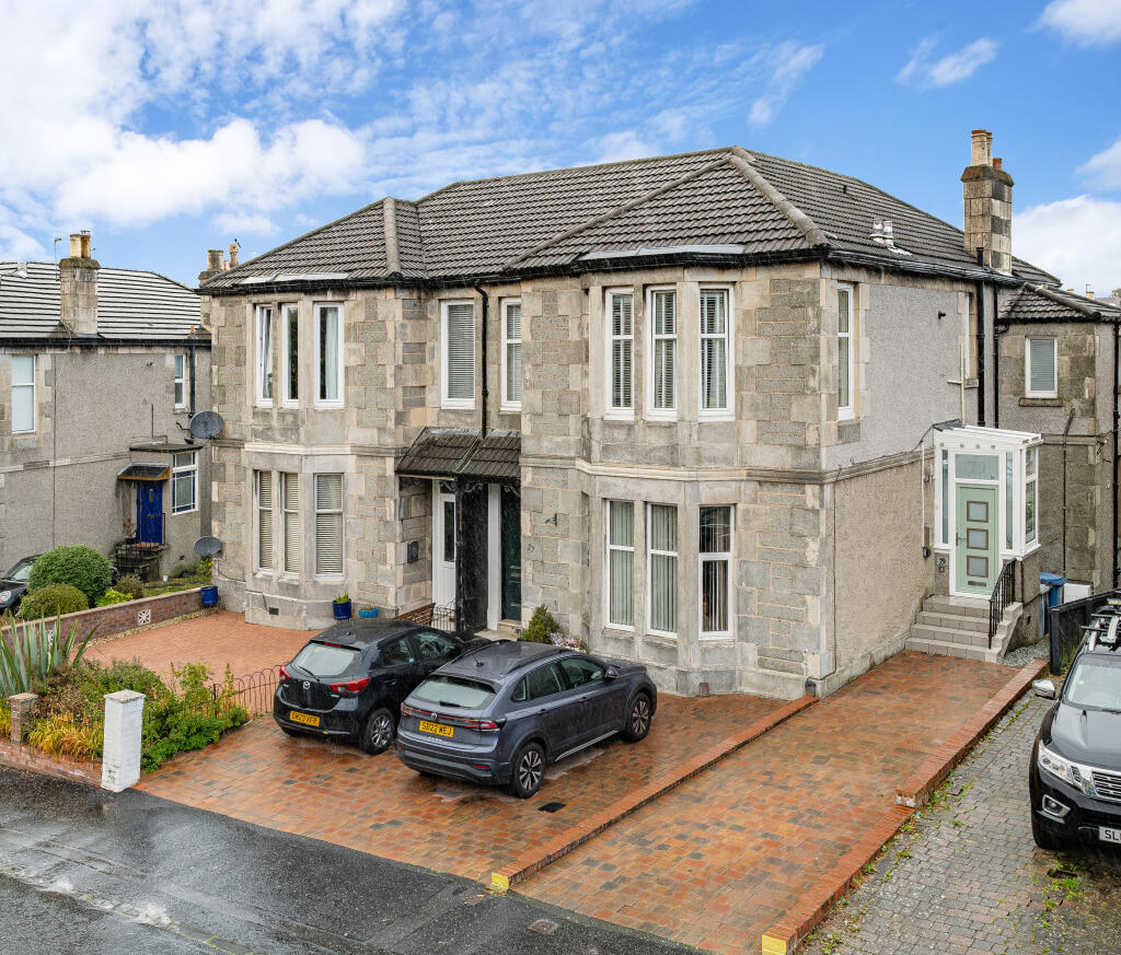 3 bedroom flat for sale in 79 Rosslyn Avenue, Rutherglen, Glasgow, G73