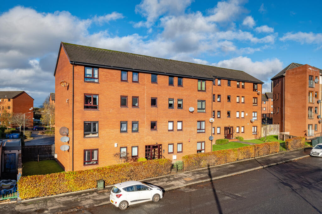 Main image of property: Flat 5, 34 Cathcart Road, Rutherglen, Glasgow, G73