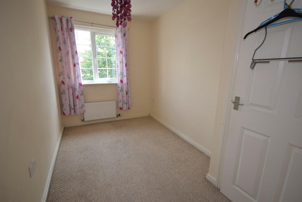 2 bedroom terraced house for sale in Newbold Hall Gardens, Firgrove