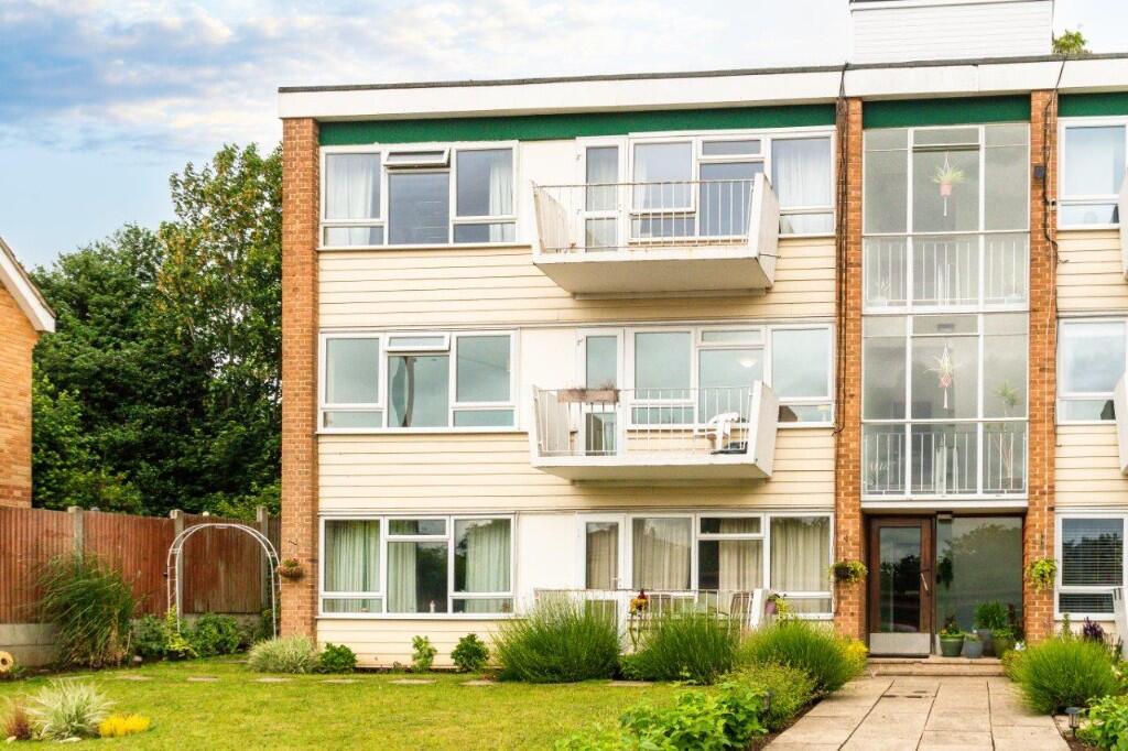 Main image of property: Tonbridge Road, Maidstone, Kent, ME16
