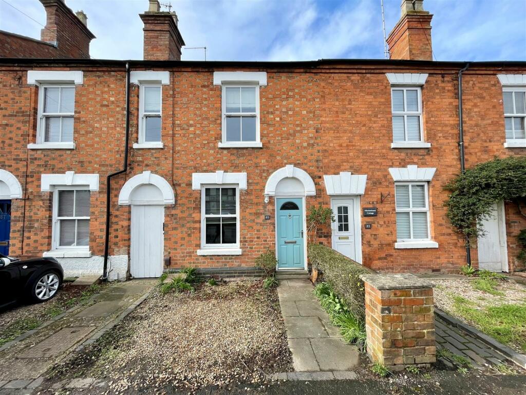 2 bedroom terraced house for sale in Shipston Road, StratfordUponAvon