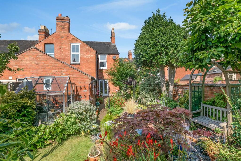 Additional property image - Albany Road, Stratford-Upon-Avon