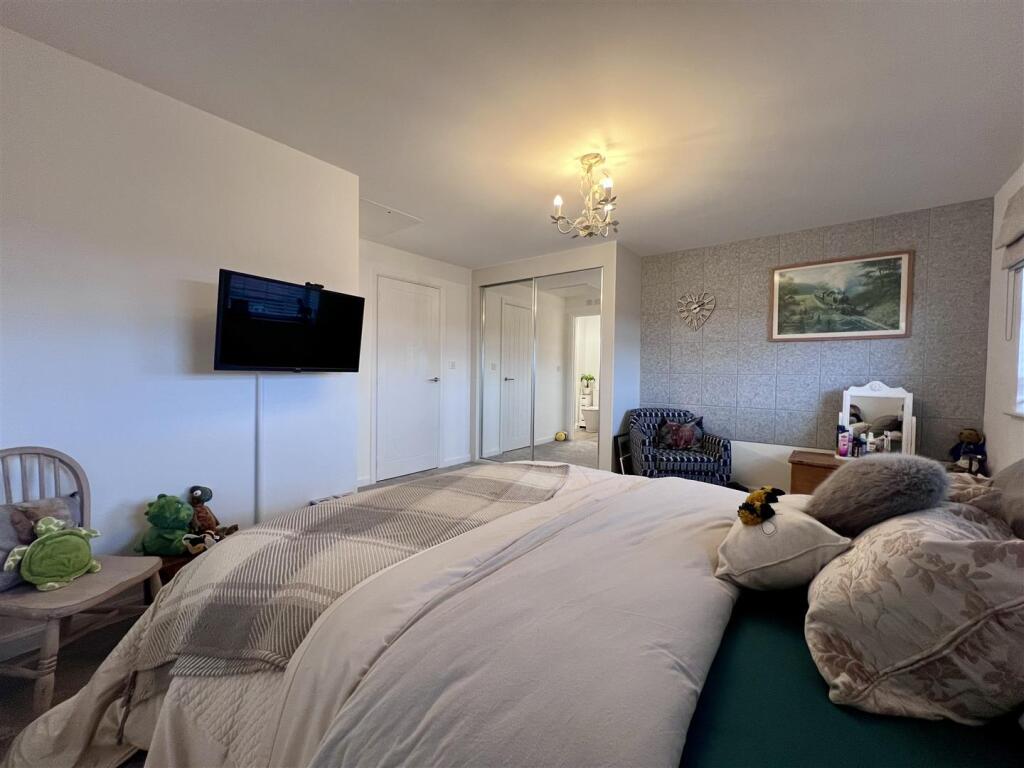 Additional property image - Whittington Way, Stratford Upon Avon