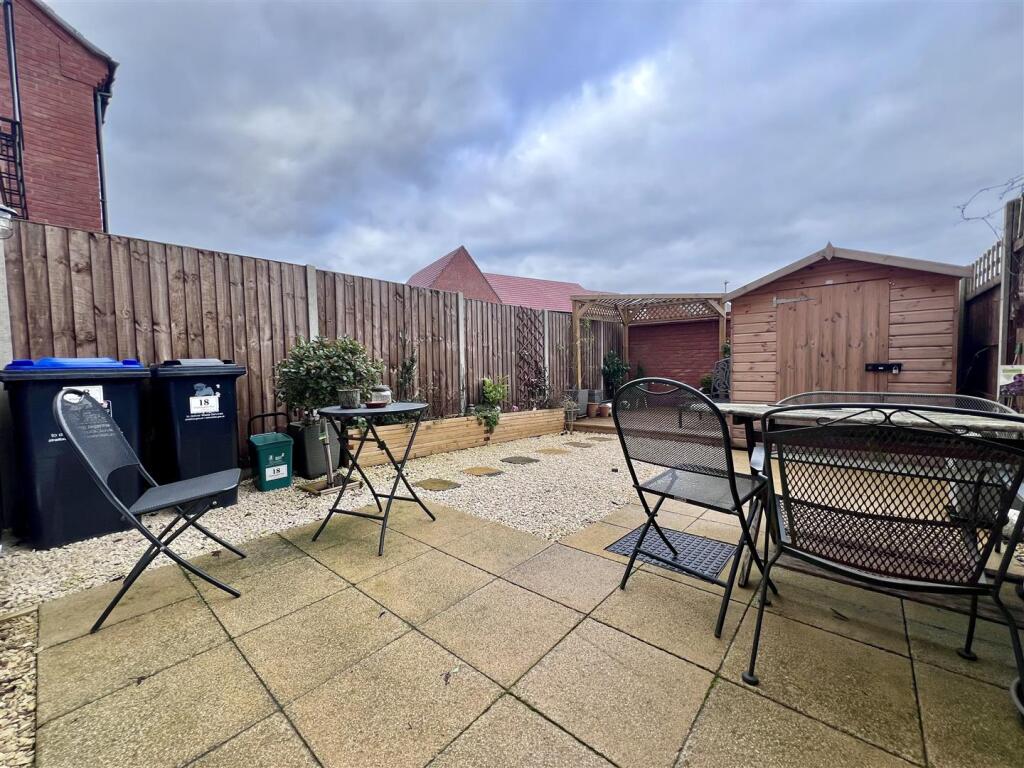 Additional property image - Whittington Way, Stratford Upon Avon