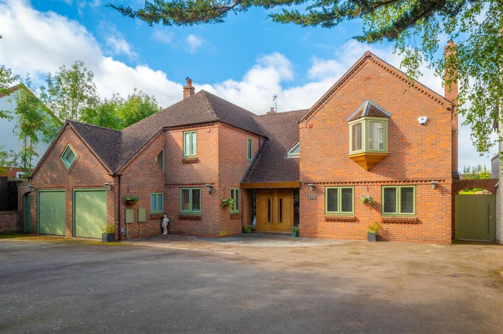 Main image of property: Banbury Road, Stratford-Upon-Avon
