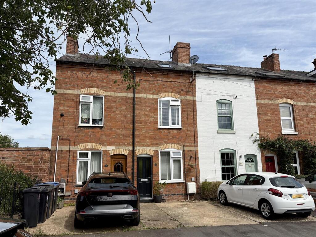 Main image of property: Clopton Road, Stratford-Upon-Avon