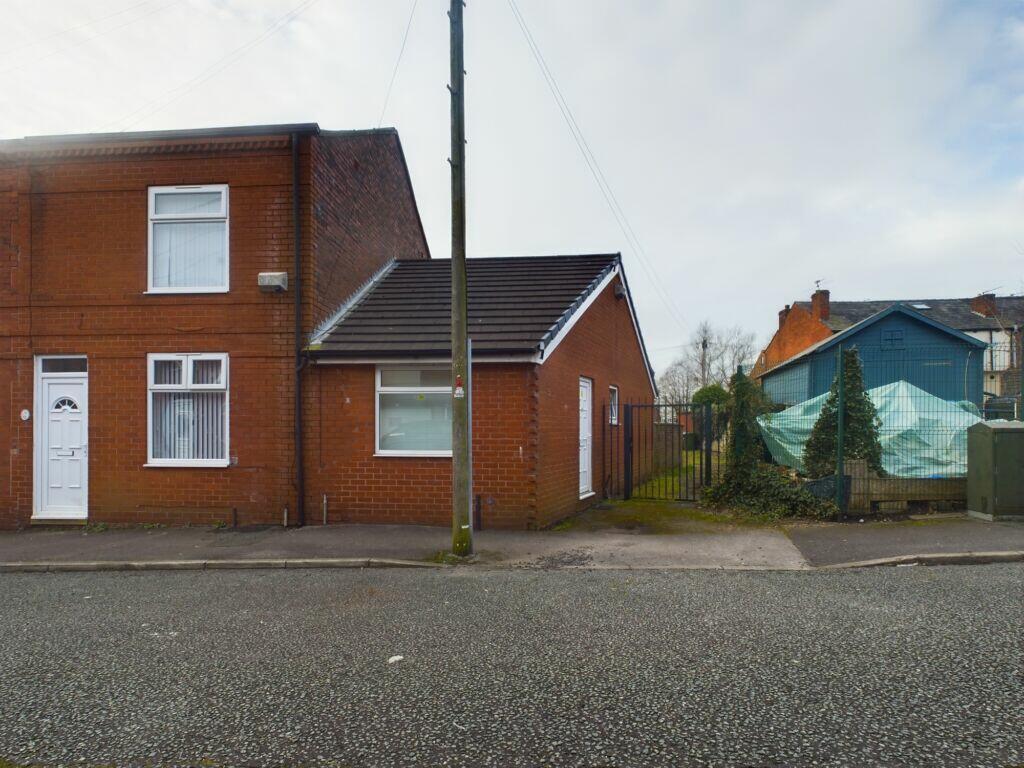 Main image of property: Gordon Street, Ince, Wigan WN1 3DF