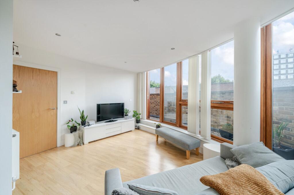 Main image of property: Green Walk, London, SE1
