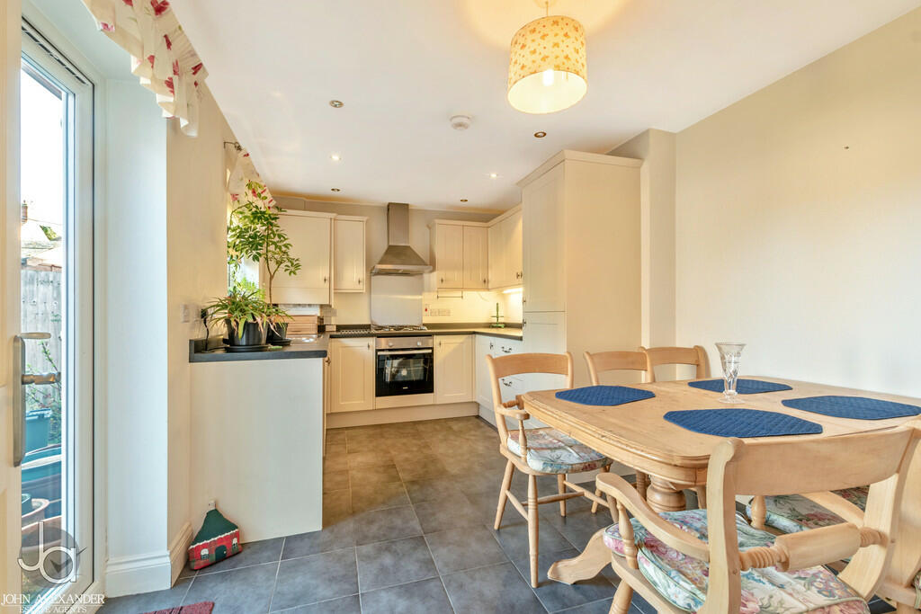 Additional property image - Queen Elizabeth Way, Colchester