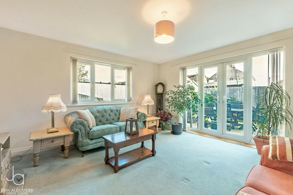 Additional property image - Queen Elizabeth Way, Colchester