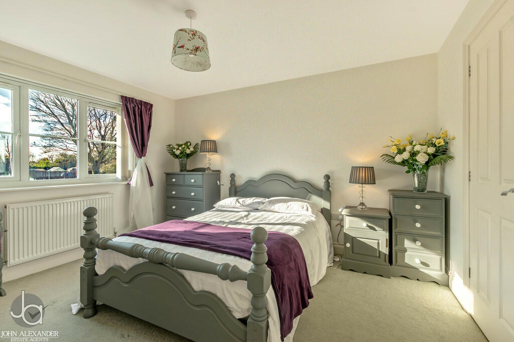 Additional property image - Queen Elizabeth Way, Colchester