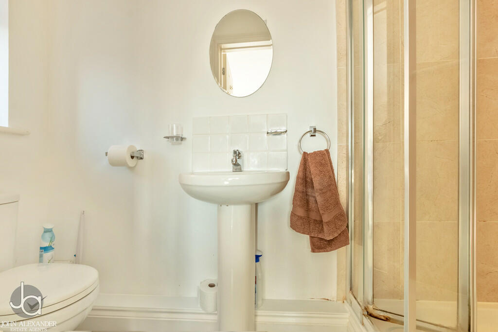 Additional property image - Queen Elizabeth Way, Colchester