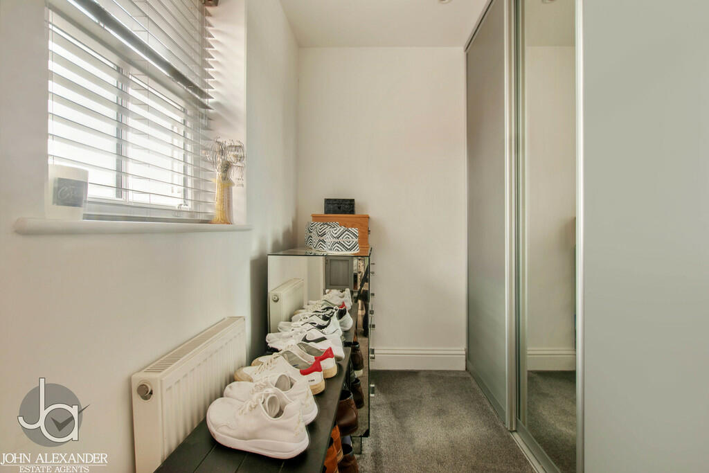 Additional property image - Point Clear Road, St. Osyth
