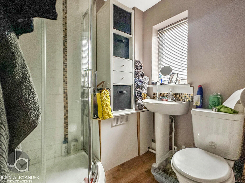 Additional property image - Kinlett Close, Highwoods