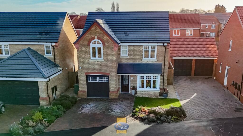 4 bedroom detached house for sale in Robey Vale, Shireoaks, Worksop, S81