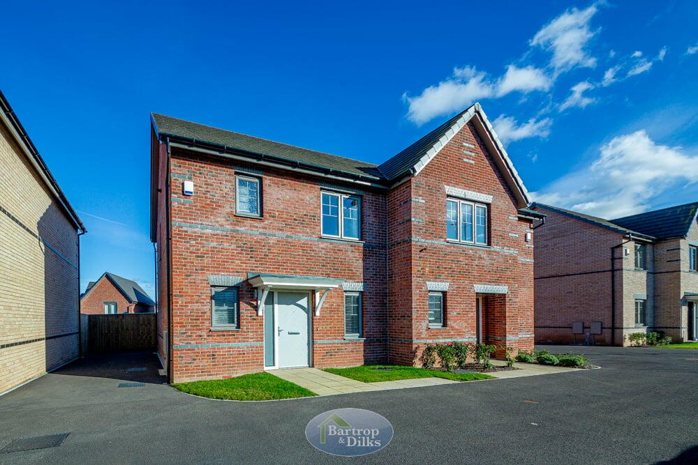 3 bedroom semidetached house for sale in Poppy Field Way, Carltonin