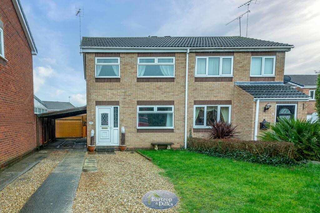 3 bedroom semidetached house for sale in Penny Green, Whitwell